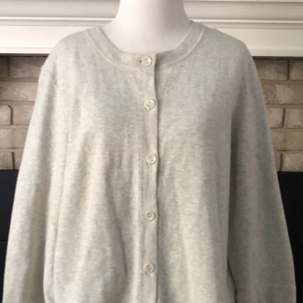 Eddie Bauer Gray Cream Button Down Cardigan Sweater size XL
